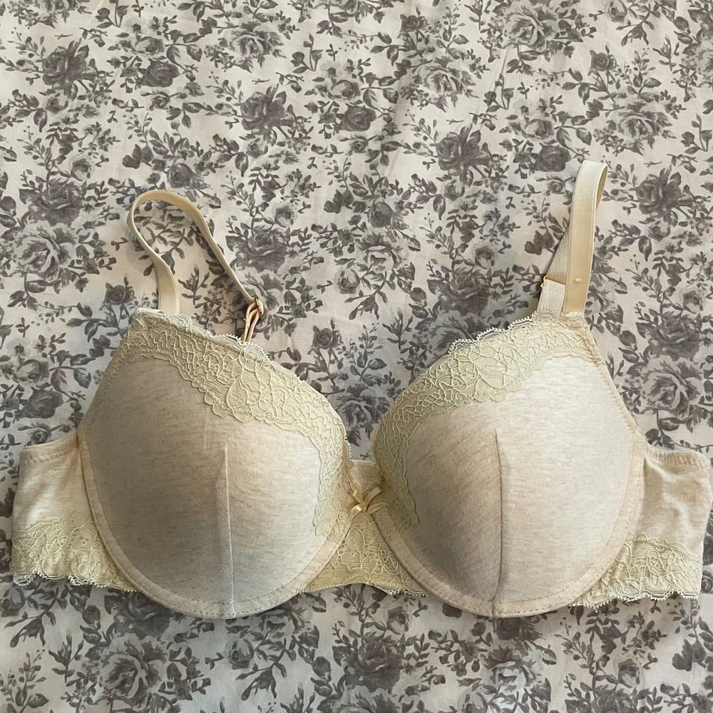 Sabina Bra